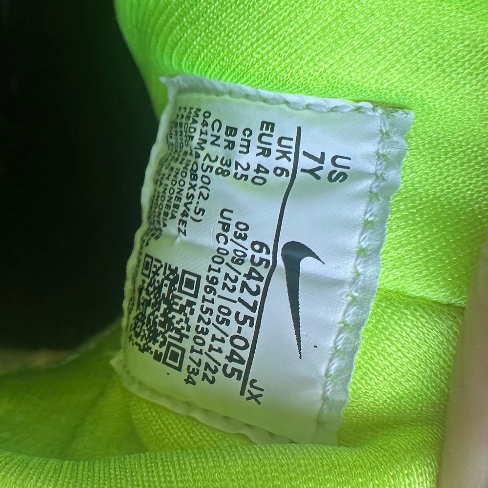 Nike Kids Sneakers - White, Volt, Teal - Picture 4 of 5